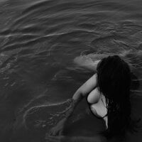 rebecca_smile - Live now on Stripchat