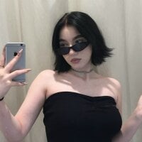 TomiRodenberg - Live now on Stripchat