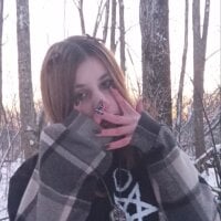 FifiGlow - Live now on Stripchat